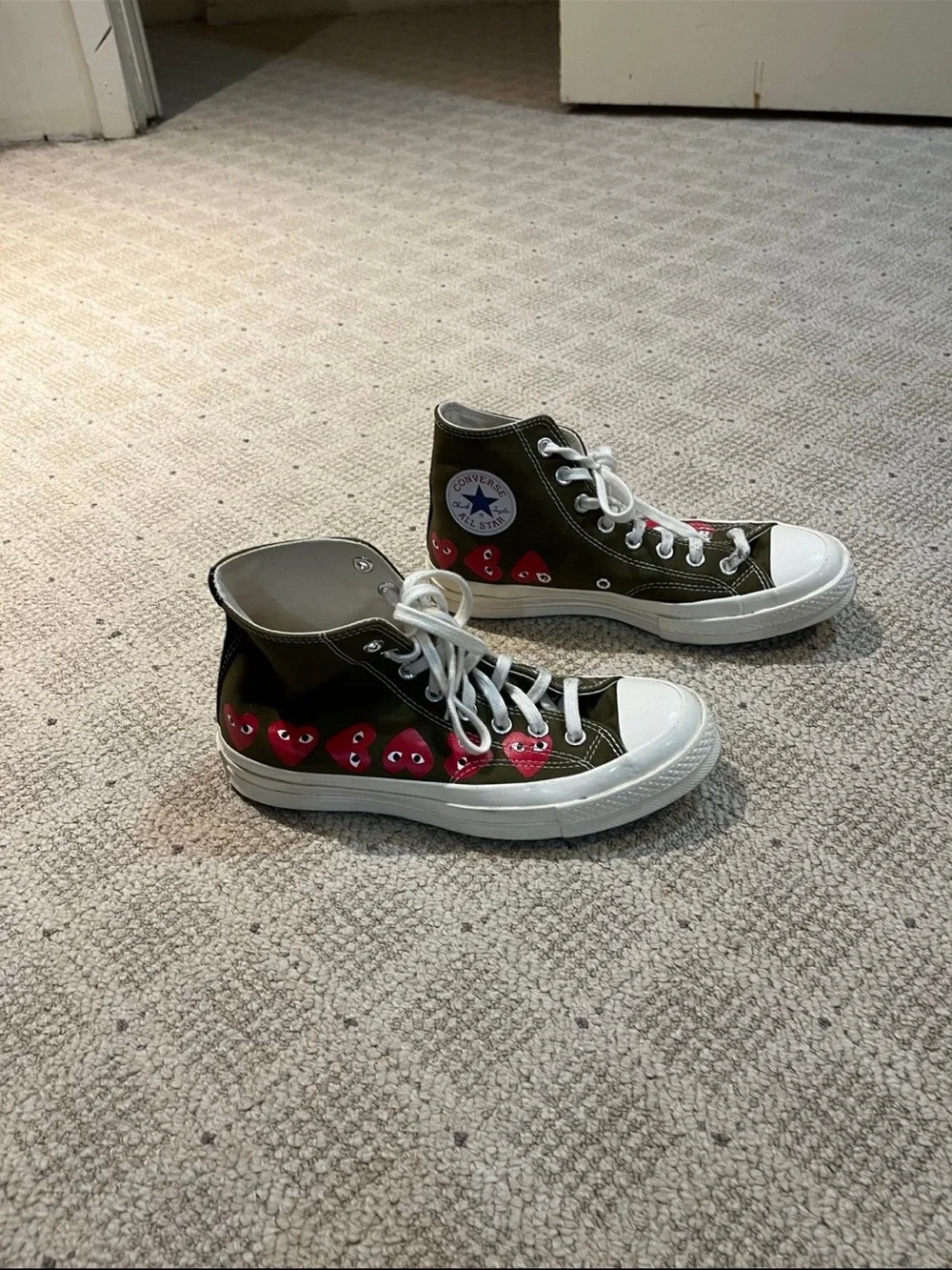Converse Comme des Garçons Play x Chuck 70 Ні Top Multi Heart Sneakers. - Picture 7 of 10